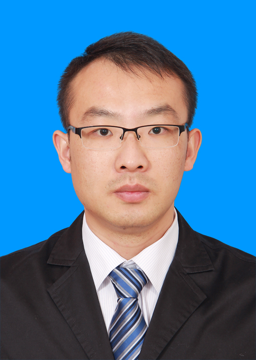 何鹰