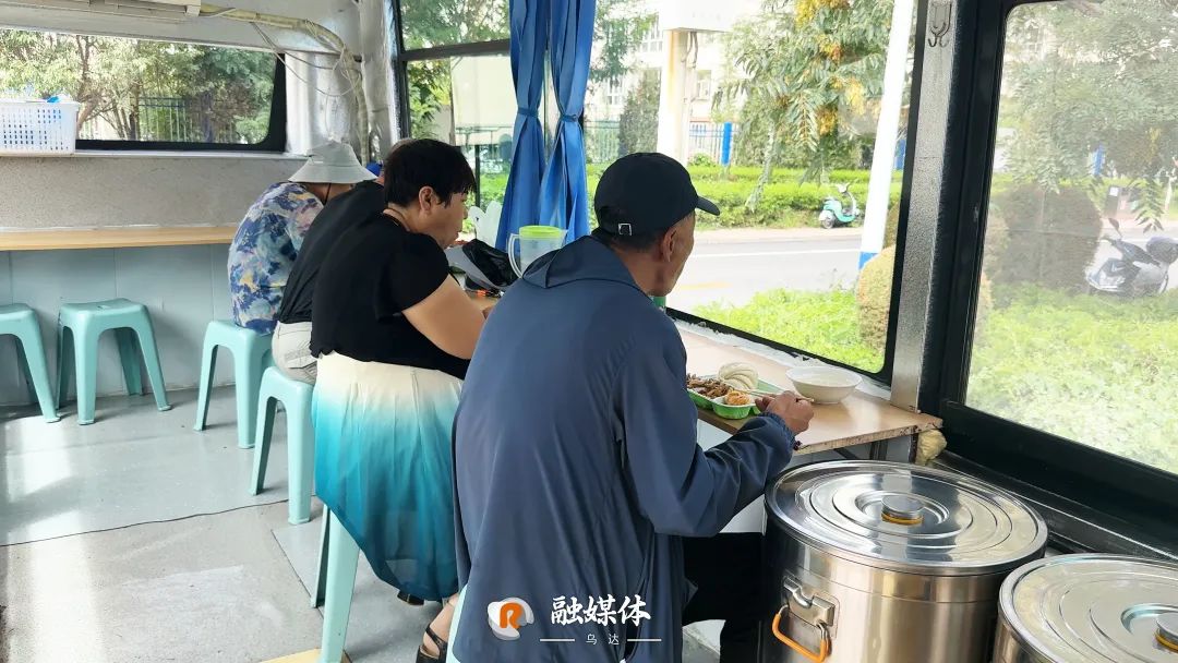 开了一年，看乌达区惠民餐车怎么样啦→