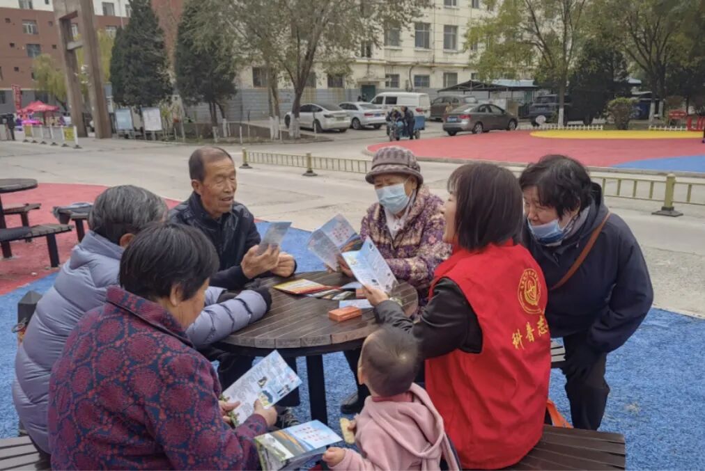 “小板凳”上话心愿，办好群众关心事