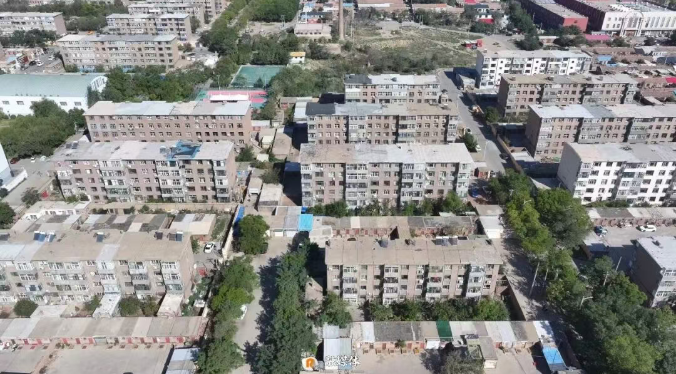 走一线 改文风 | 摸黑上楼？乌达这个社区点亮楼道平安灯→